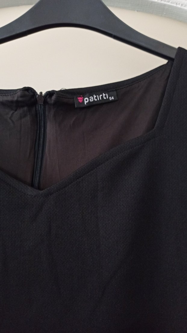 Siyah Midi Kısa Kollu Salaş Ofis Elbisesi - Görsel 2