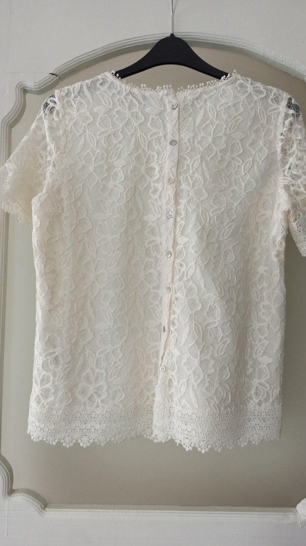 Dantel İşlemeli Beyaz Kadın Bluz - Görsel 3