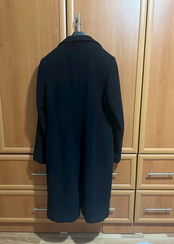 Siyah Uzun Kaban - Görsel 3