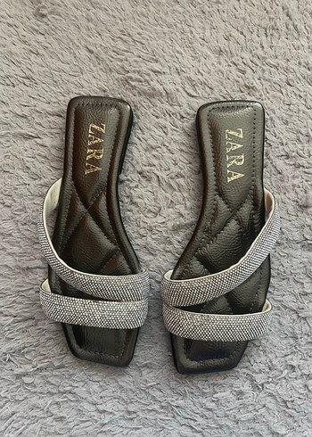 Gri Taşlı Kadın Zara Terlik - Görsel 2