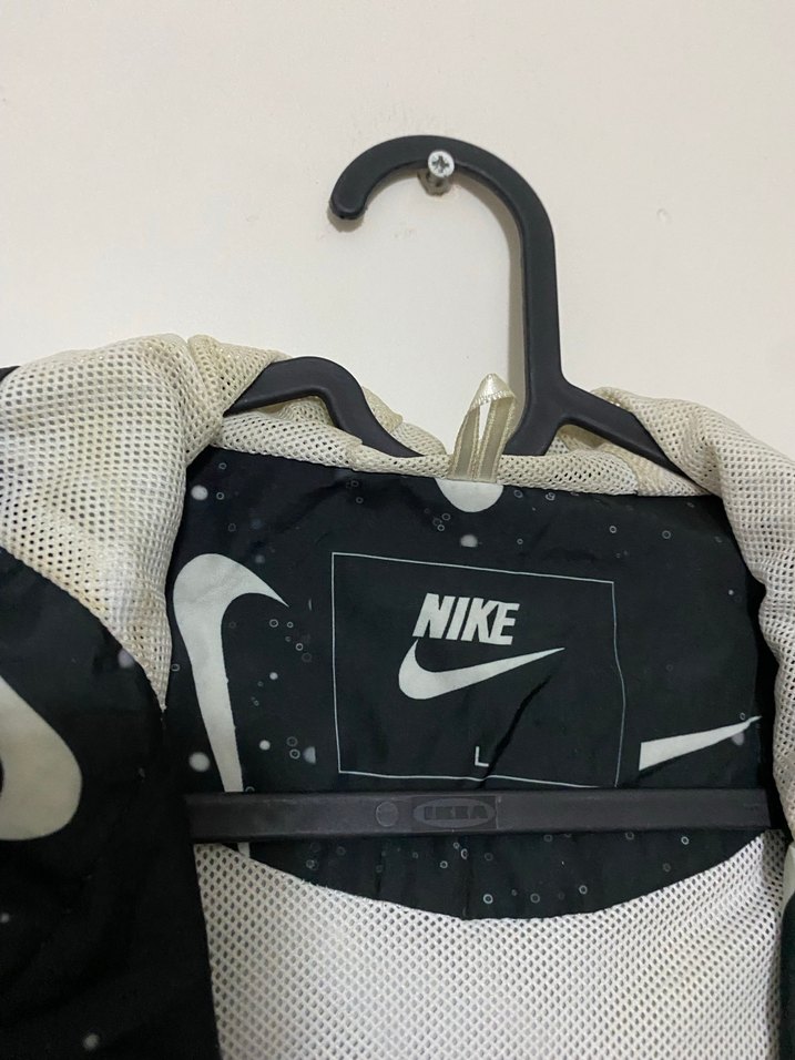 Nike yağmurluk - Görsel 5