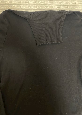 Düğmeli Siyah V Yaka Kadın Triko - Görsel 2