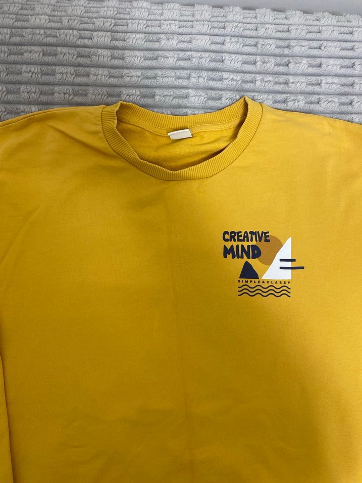 Sarı Baskılı Kadın Sweatshirt - Görsel 2