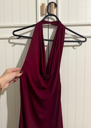 Stradivarius Bordo V Yaka Drapeli Uzun Elbise