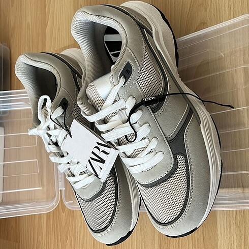 41 Beden Zara Spor Ayakkabı