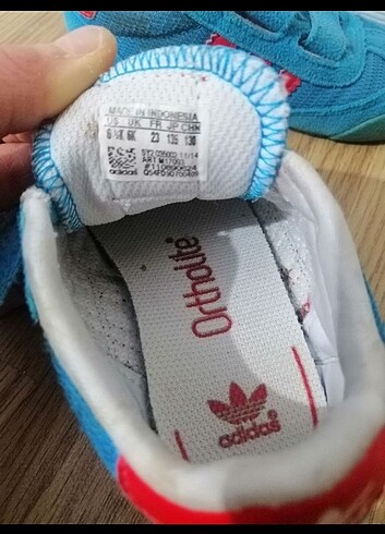 23 Beden Adidas çocuk ayakkabı