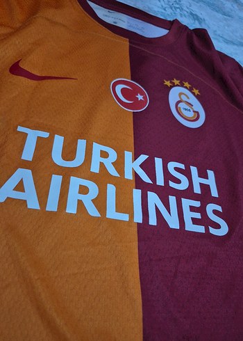 Erkek Kısa Kollu Galatasaray Forması - Görsel 3