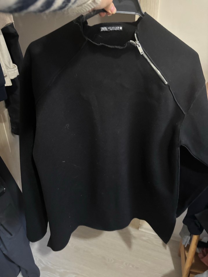 Siyah Fermuarlı Kadın Sweatshirt - Görsel 4