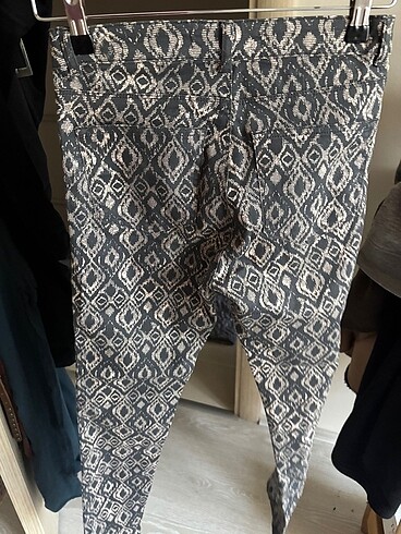 Zara Desenli pantolon