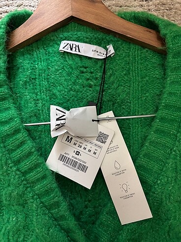 m Beden yeşil Renk Zara etiketli hırka