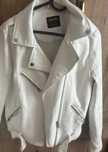 DeFacto Beyaz Kemerli Deri Kadın Ceket - Görsel 3
