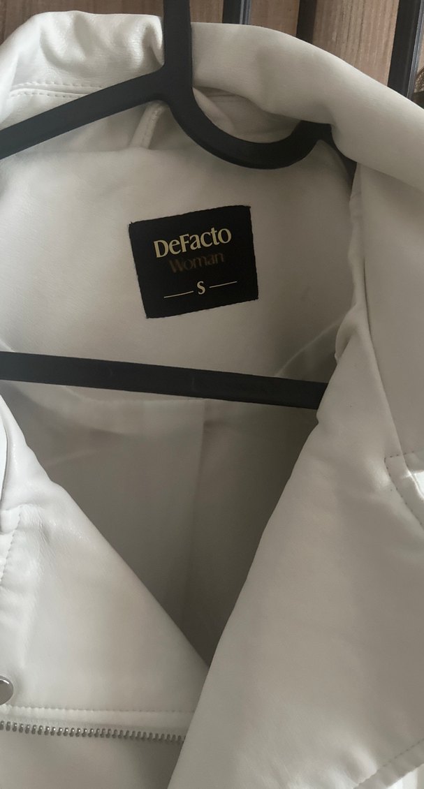 DeFacto Beyaz Kemerli Deri Kadın Ceket - Görsel 4