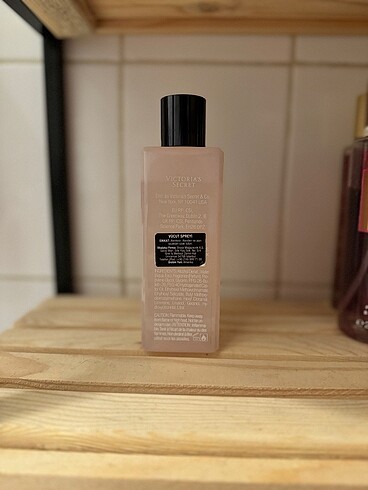 Victoria s Secret Victoria s Secret Tease Sugar Fleur Vücut Spreyi