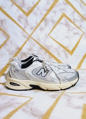 Orijinal New Balance 38,5 no 530