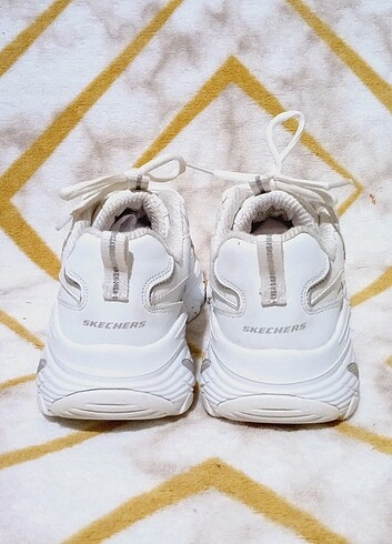38 Beden beyaz Renk Orijinal Skechers 38 no D'lites