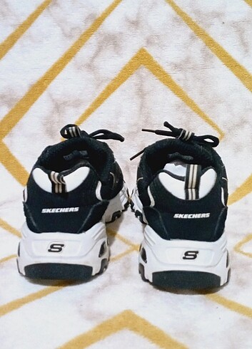 37 Beden siyah Renk Orijinal Skechers 37 no D'lites