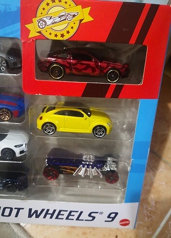 Beden Renk Hotwheels 9'lu araba