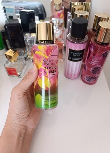 Victoria secret vücut spreyi 