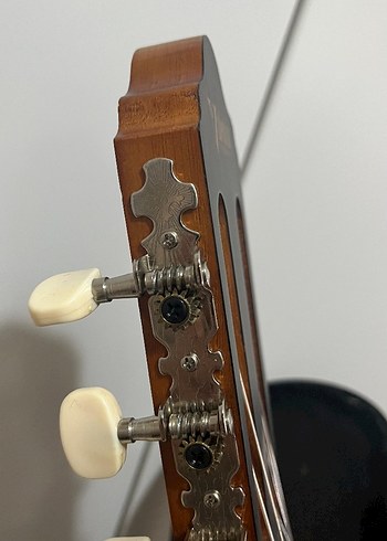 Klasik Kahverengi Gitar ve Taşıma Kılıfı - Görsel 5