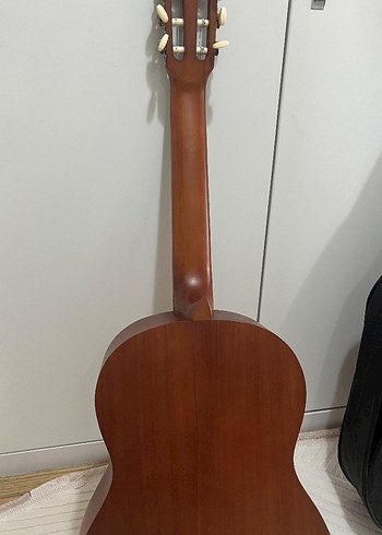 Klasik Kahverengi Gitar ve Taşıma Kılıfı - Görsel 3