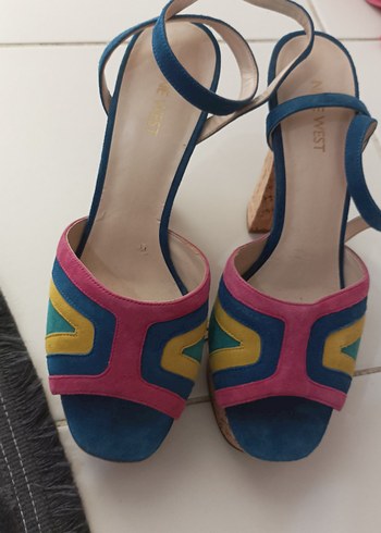 Nine West ürünü