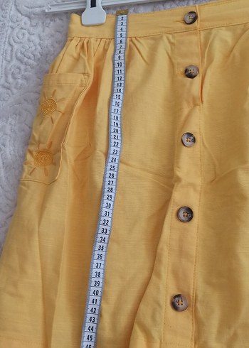 Nakışlı Düğmeli Sarı Kız Çocuk Etek - Görsel 10