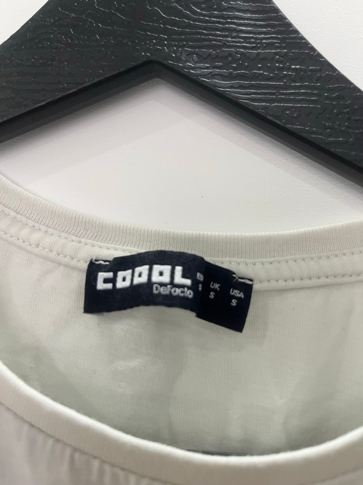 Defacto Kadın Beyaz Kolsuz Keten Tişört - Görsel 2