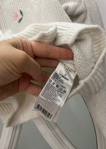 LCW Nakışlı Beyaz Kısa Kadın Hırka - Görsel 6