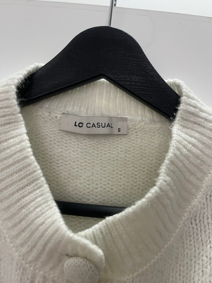 LCW Nakışlı Beyaz Kısa Kadın Hırka - Görsel 2