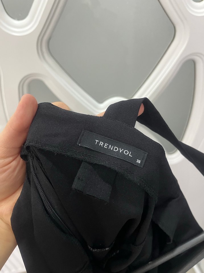 Trendyol Siyah Parıltılı Midi Straplez Elbise - Görsel 5