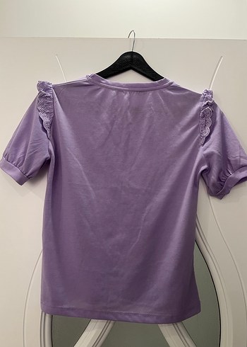 Mor Kısa Kollu Fırfırlı Tişört - Görsel 3