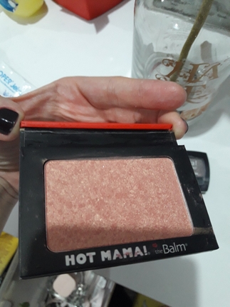 The Balm hot mama ve far