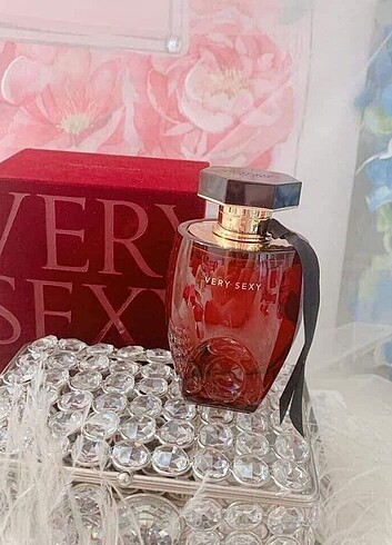 Victoria's secret very sexy parfüm orijinal koku 