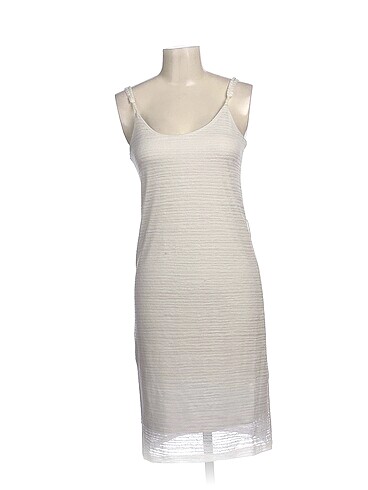 PreLoved Kısa Elbise %70 İndirimli.