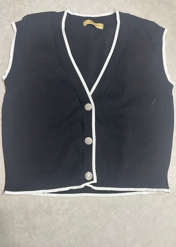 Düğmeli V Yaka Siyah Kadın Yelek - Görsel 2