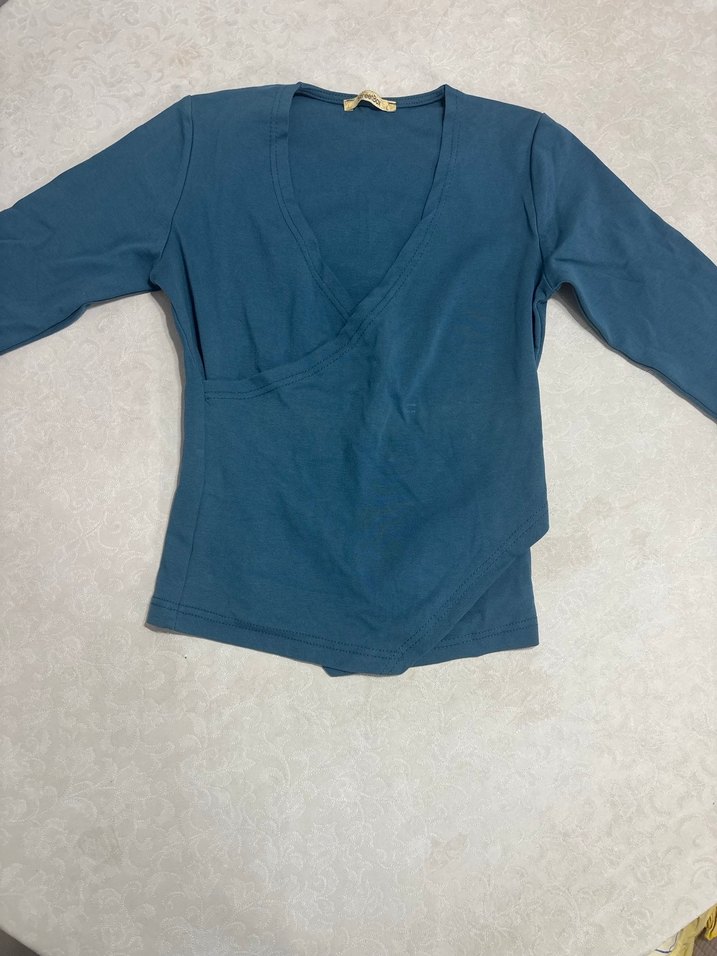 Mavi V Yaka , Uzun Kollu - Görsel 3