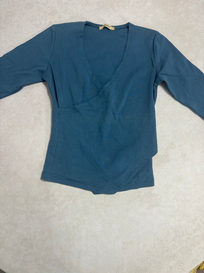 Mavi V Yaka , Uzun Kollu - Görsel 4