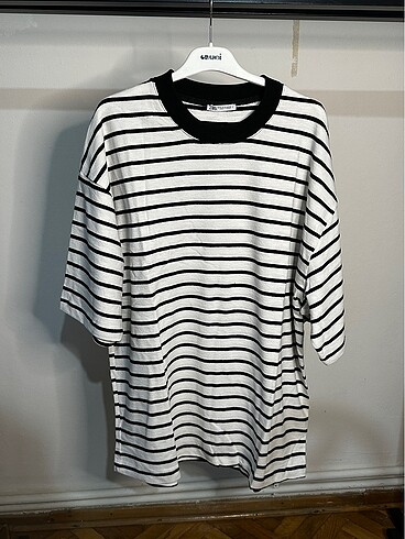 ZARA OVERSİZE ÇİZGİLİ TSHİRT