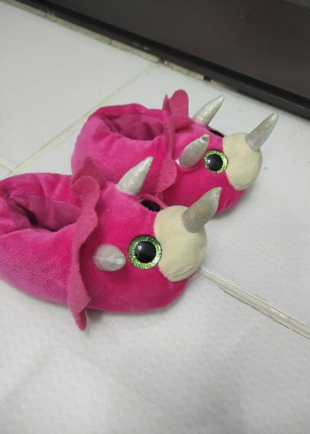 Kız Çocukları için Pembe Sıcak Peluş Terlik - Görsel 5