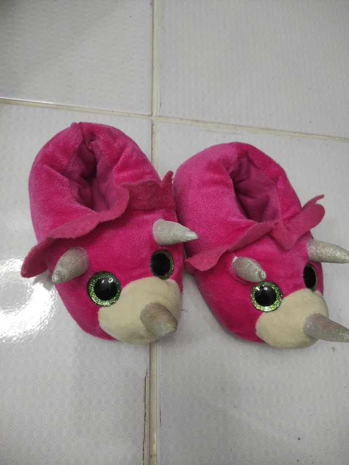 Kız Çocukları için Pembe Sıcak Peluş Terlik - Görsel 4