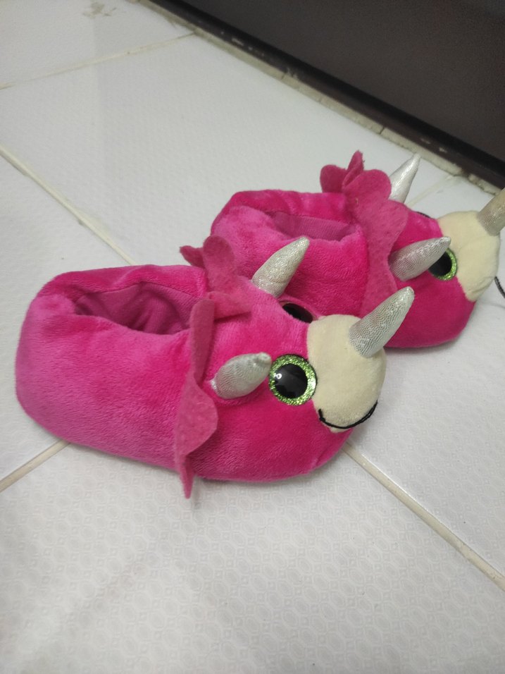 Kız Çocukları için Pembe Sıcak Peluş Terlik - Görsel 2