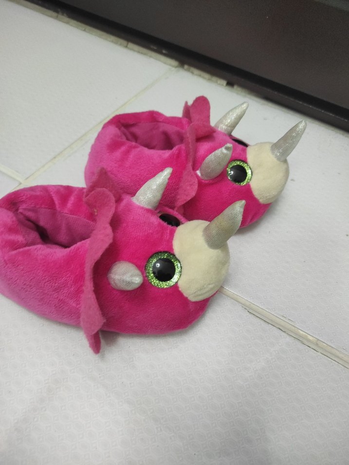 Kız Çocukları için Pembe Sıcak Peluş Terlik - Görsel 5