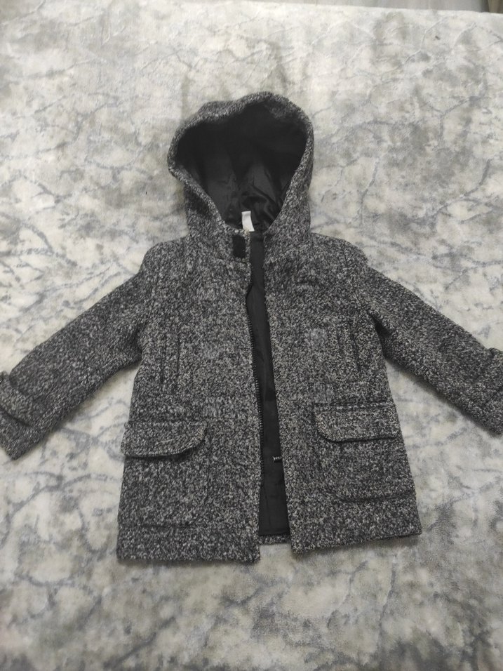 Erkek Çocuk Gri Kürklü Kapüşonlu Kaban - Görsel 2