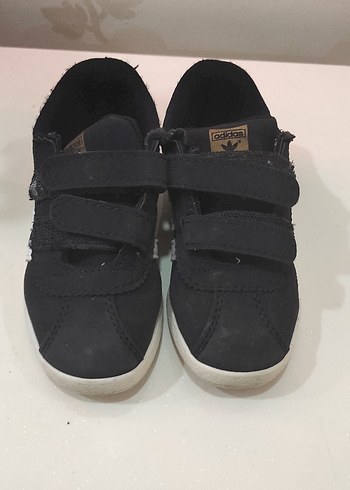 22 Beden Adidas Erkek Çocuk Siyah Sneaker