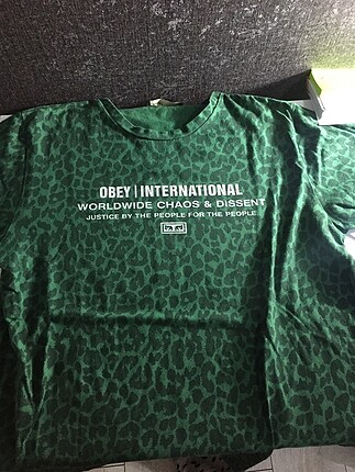 Leopar desen tshirt