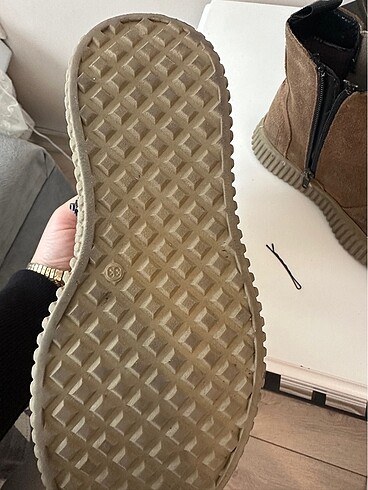 Çocuk erkek bot - Görsel 6