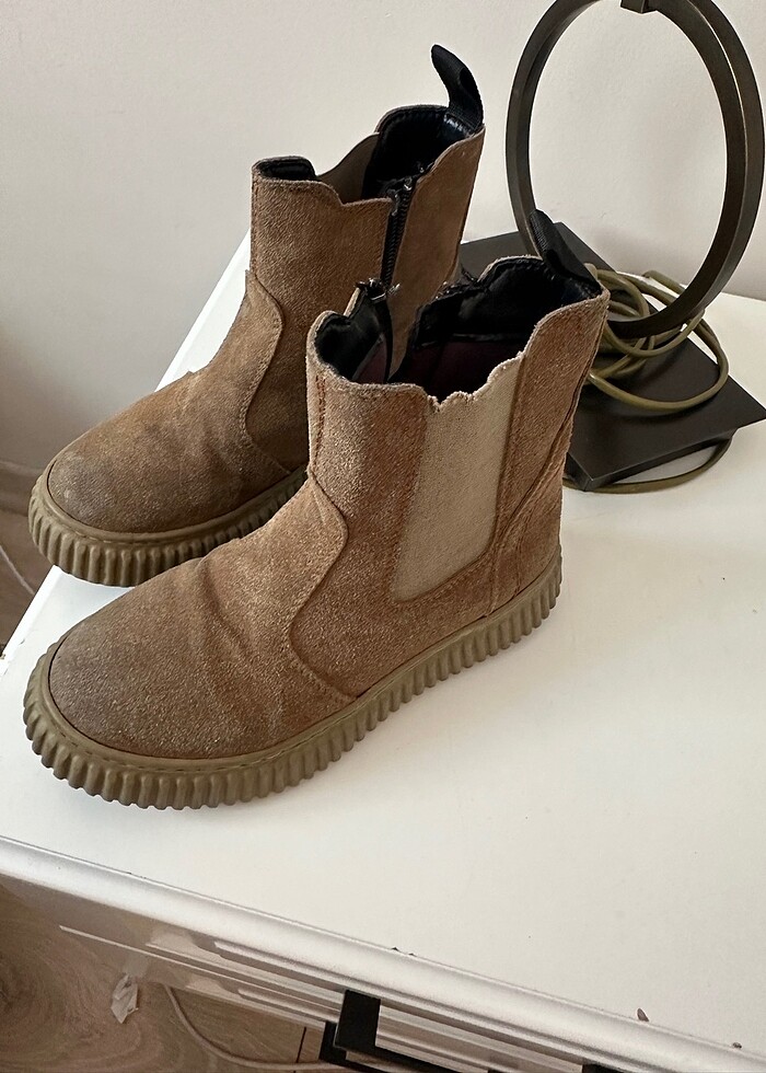 Çocuk erkek bot - Görsel 2