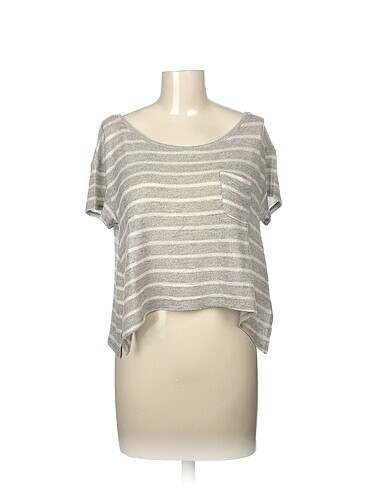 Abercrombie & Fitch T-shirt %70 İndirimli.