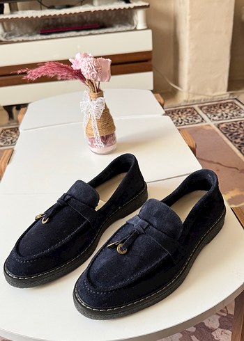 Loro Piana Kadın Lacivert Süet Püsküllü Loafer