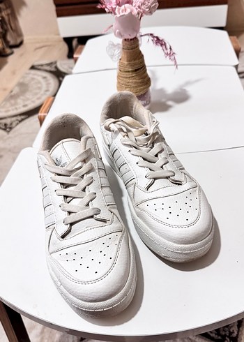 Bayaz Adidas Spor Ayakkabı - Görsel 2